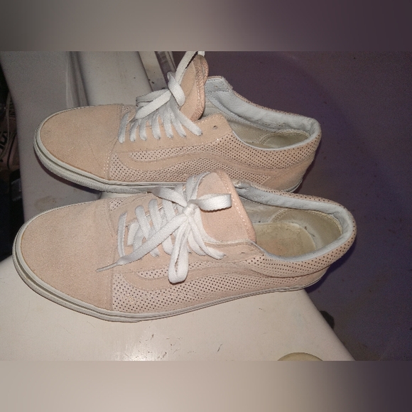 vans - Picture 6 of 6